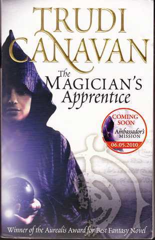 Canavan Trudi, The magician's apprentice
